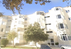 Carcavelos, Cozy 3 bedroom apartment in Cascais