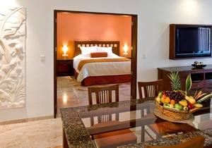 Caribbean beach resort condo with the Endless Luxury All Inclusive Plan.