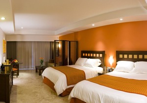 Caribbean beach resort condo with the Endless Luxury All Inclusive Plan.