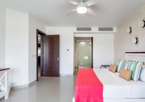 Casa Almajuma 415 S condo