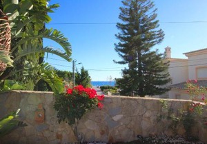 Casa Bruella - Walk to beach Pool WiFi and BBQ