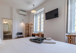 Casa da Estefânea | Room 8 | Self Check-in Online