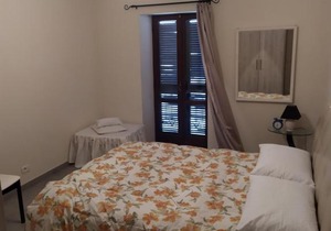 Casa dell'arco antico