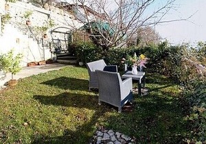 Casa Ilnira D, fully refundable with voucher*: A bright and sunny apartment in a quiet position, located on a hillside above the sea, with Free WI-FI.