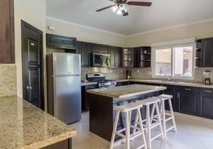 Casa Linda Private 3 bedroom, 3 bath Villa sleeps 2-6 guest