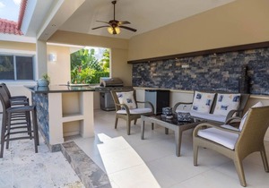 Casa Linda Private 3 bedroom, 3 bath Villa sleeps 2-6 guest