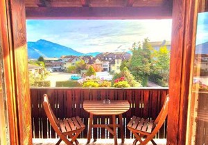 CASA UNO Heimeliges Chalet mitten in Spiez