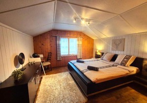 CASA UNO Heimeliges Chalet mitten in Spiez