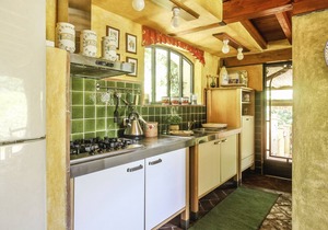 Castor & Pollux House in a splendid estate with a pool on the hills of Lucca