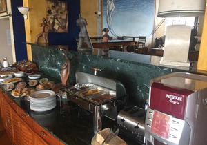 Catembe Gallery Hotel
