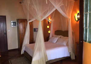 Catembe Gallery Hotel