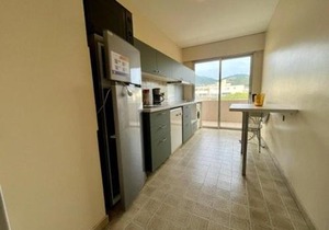 Cavalaire : Appartement 2 Pièces, à 300m Plage, Clim, Balcon - FR-1-226B-331