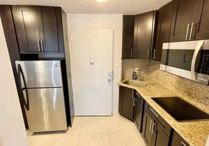 CB7- Beachfront Condo Studio