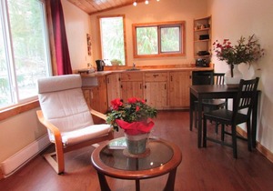Cedar Cottage, private & cozy experience
