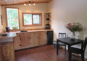 Cedar Cottage, private & cozy experience