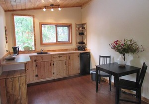 Cedar Cottage, private & cozy experience