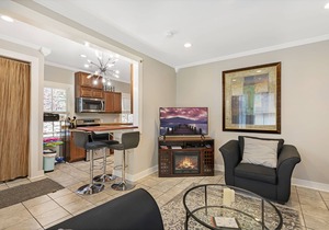 Center of Provincetown convenient and spacious