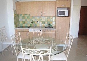 Central 2BR with Balcony & A/C - 3rd Floor - Cavalaire-sur-Mer