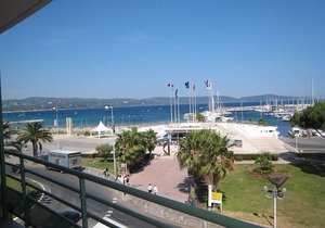 Central 2BR with Balcony & A/C - 3rd Floor - Cavalaire-sur-Mer