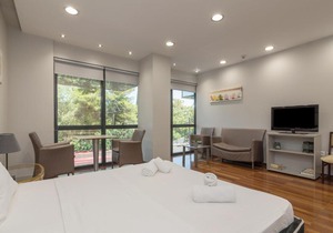 Central & Cozy Apartment In Athens 1A