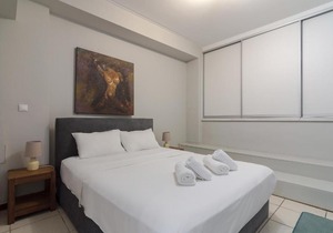 Central & Cozy Apartment In Athens 1B