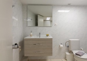 Central & Cozy Apartment In Athens 1B