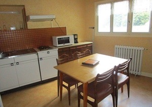 Centrally Located 2BR Apt with Free WiFi, Near Ski Lifts and Thermal Baths
