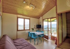 Chalet de Montagne avec Terrasse, 2 Chambres, Activités Plein Air et Animaux Acceptés - FR-1-496-244