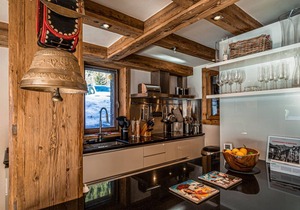 Chalet Entre Nous: charming three bedroom chalet in an idyllic location