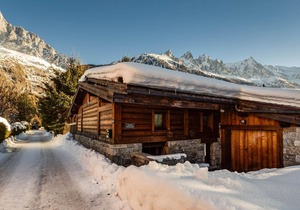 Chalet Entre Nous: charming three bedroom chalet in an idyllic location