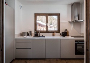 Chalet Etoile: lovely brand new four bedroom chalet