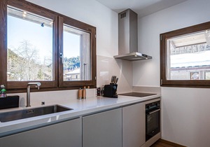 Chalet Etoile: lovely brand new four bedroom chalet