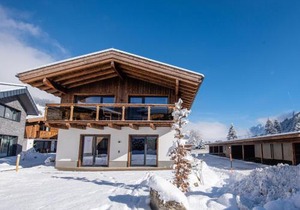 Chalet in Pinzgau near Ski Slopes & Sauna