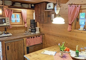 Chalet near the lake in Asten