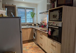 Charming Cottage Near Loire Castles: Cozy Living, Pet-Friendly, Wi-Fi, Outdoor Area