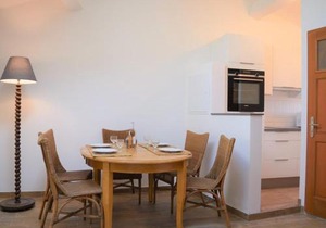 Charmant 2P rénové, cœur médiéval, 4 couchages - Bormes-les-Mimosas - FR-1-251-311