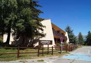 Charmant studio avec balcon, près des pistes - FR-1-165A-94