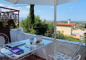 Charming 1-Bed Apartment in Porto Rafti
