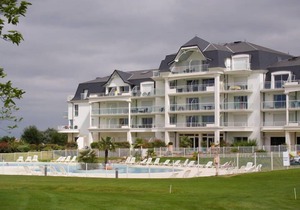 Charming apartment located at a golf course