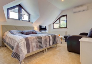 Charming Apartment in Bled near Lake