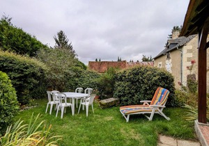 Charming Cottage Near Valençay Castle, 3 Beds, Garden, and Close to Beauval Zoo