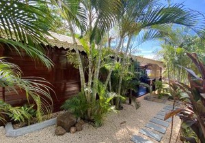 Charming House in Albion with Shared Pool