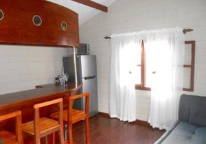 Charming House in Albion with Shared Pool
