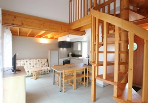 Charming House in La Hague: Near Dunes, Terrace, BBQ, Pet-Friendly, Close to GR 223 Trail
