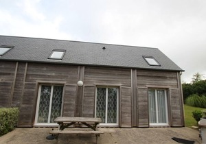 Charming House in La Hague: Near Dunes, Terrace, BBQ, Pet-Friendly, Close to GR 223 Trail