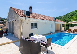 Charming Mokosica Villa | 3 Bedrooms | Villa Tranquility Nest Beniva | Private Pool | Partial Sea Vi