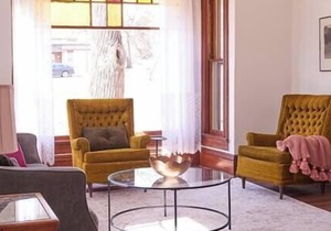 Charming Spacious Victorian Home Close to Downtown