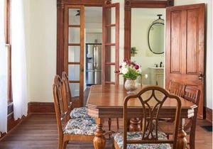 Charming Spacious Victorian Home Close to Downtown