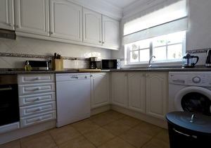 Charming Sunny Villa Sao Rafael Beach