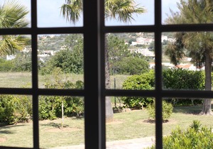 Charming Sunny Villa Sao Rafael Beach